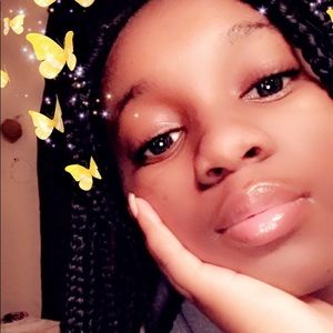 Meet your Posher, Brianna